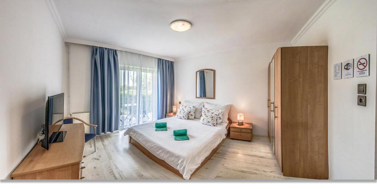Apartment Laky